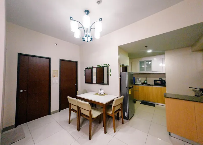 Cozi Two Bedroom Family Near Grand Hyatt Bgc * Manila