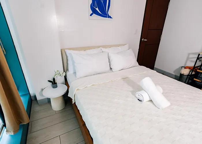 Cozi Two Bedroom Family Near Grand Hyatt Bgc * Manila